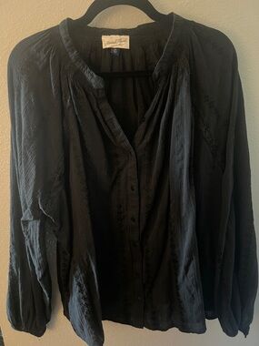 Universal Thread Black Button-Down Peasant Blouse